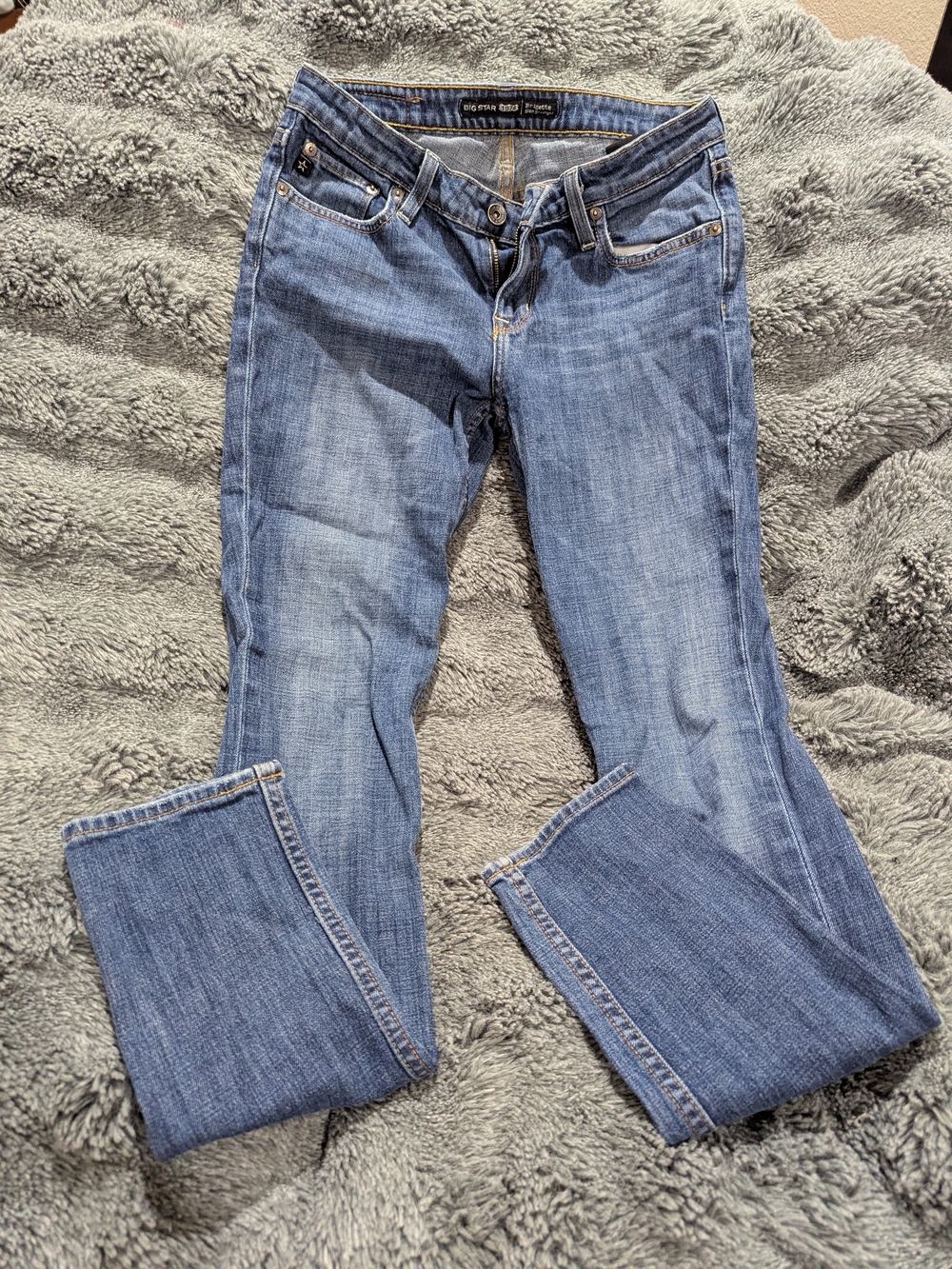 Big Star Low Rise Medium Wash Denim Jeans Size 28R